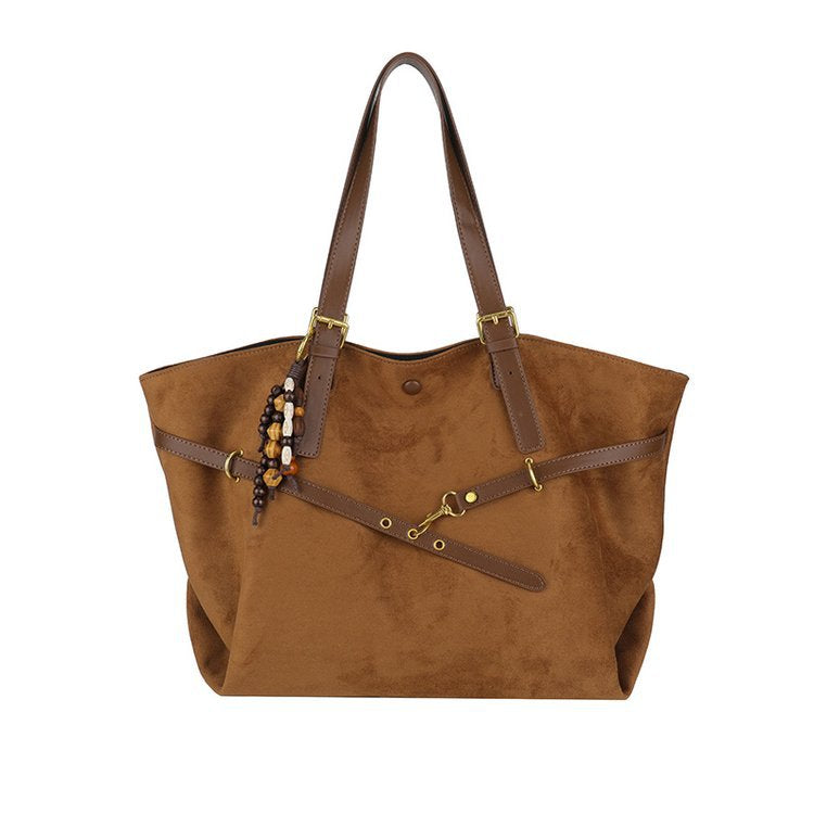 Retro-Inspired Large Capacity Shoulder Bag in Vegan Leather