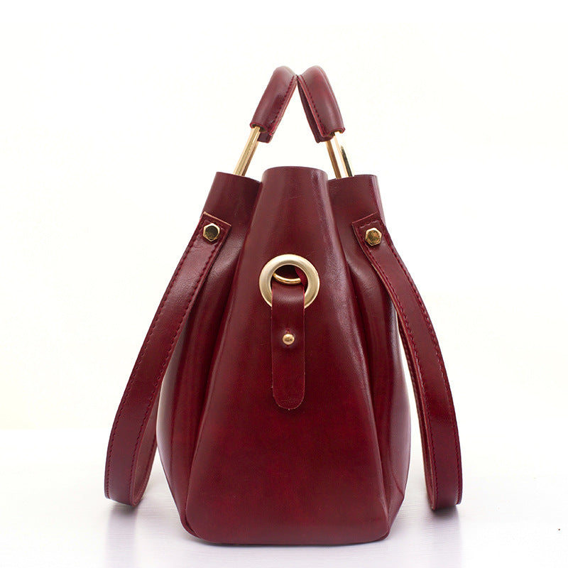 Atelier Sacrum Retro Vegan Leather Tote Bag – Classic Single Shoulder Oil Wax Finish, Versatile and Portable