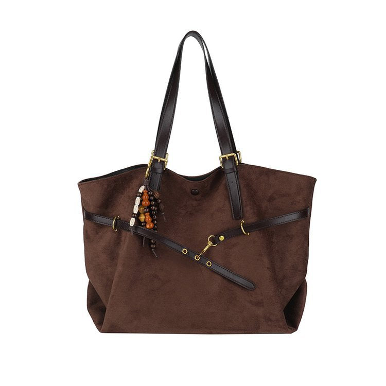Retro-Inspired Large Capacity Shoulder Bag in Vegan Leather