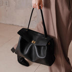Sophisticated, High-capacity Tote Bag