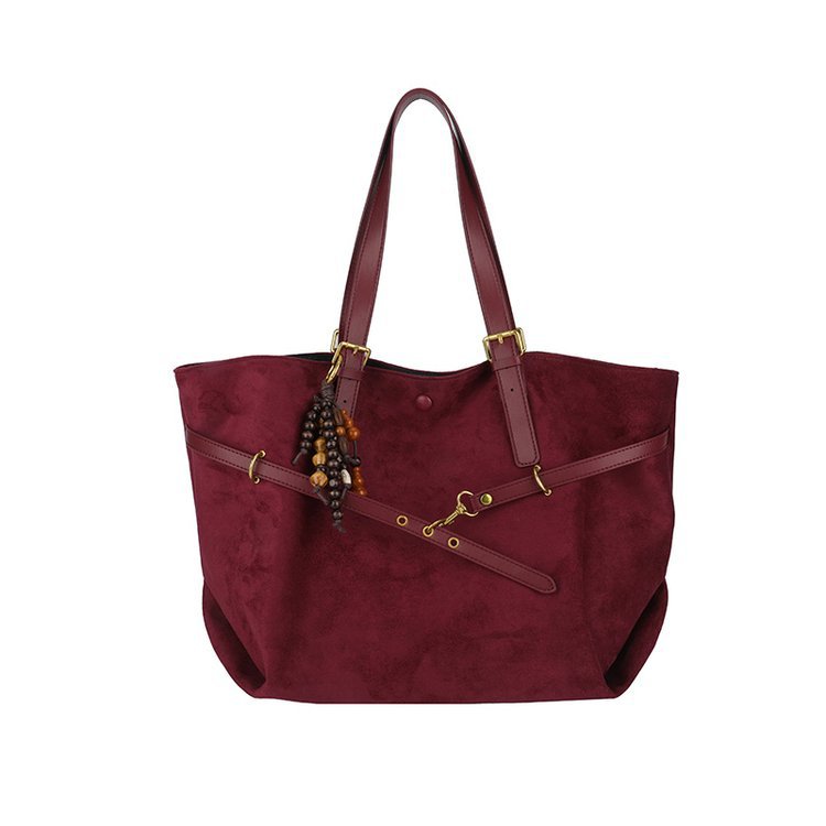 Retro-Inspired Large Capacity Shoulder Bag in Vegan Leather