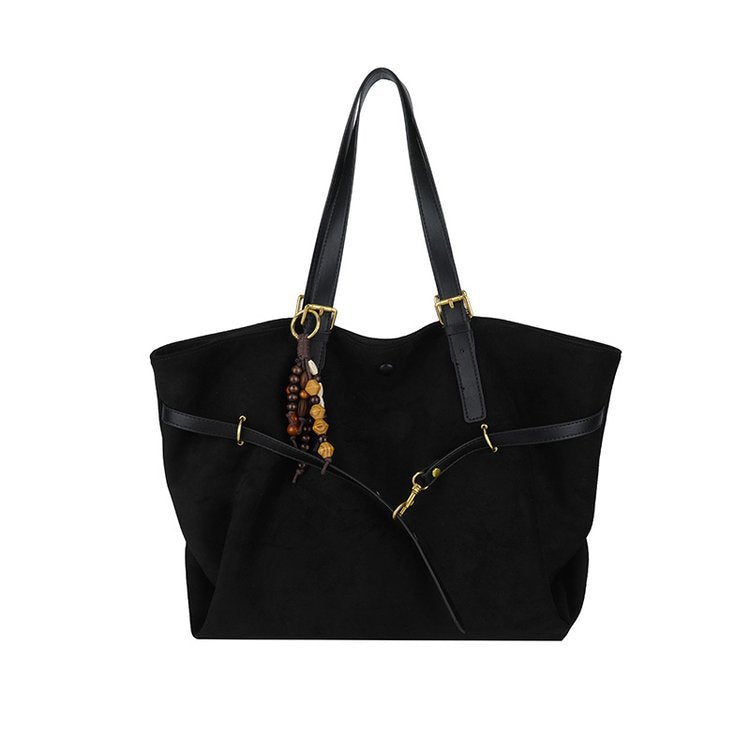Retro-Inspired Large Capacity Shoulder Bag in Vegan Leather